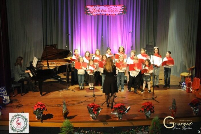 Χριστουγεννιάτικη συναυλία την Τετάρτη 20 Δεκεμβρίου στο Θέατρο ΑΠΟΛΛΩΝ