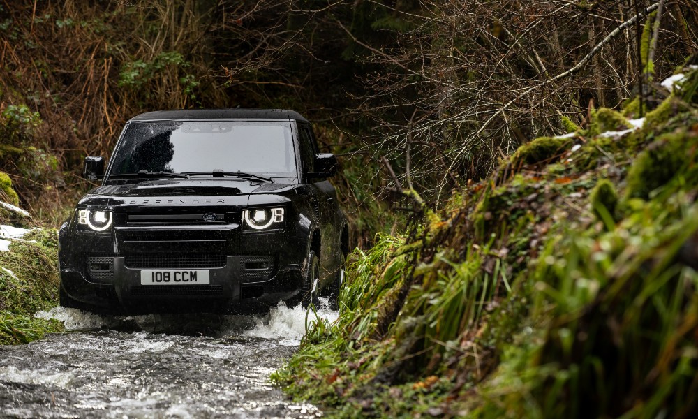 Land Rover Defender