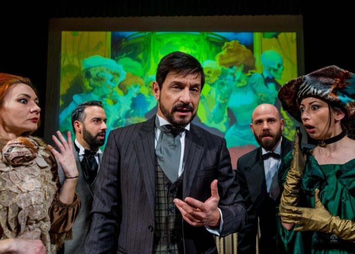 psilloiaftiatheatropyrgos