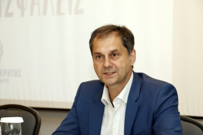 ΘΕΟΧΑΡΗΣ Χ ΕΠΙΣΚΕΨΗ ΣΤΟ ΗΡΑΚΛΕΙΟ ΚΡΗΤΗΣ