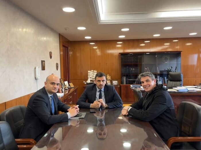 Υφ. Προστασίας του Πολίτη Α. Νικολακόπουλου με τον Γ.Γ. Υποδομών Ι. Ξιφαρά και τον Αντιπρόεδρο της ΕΕΝΕ Α. Αγγελόπουλο