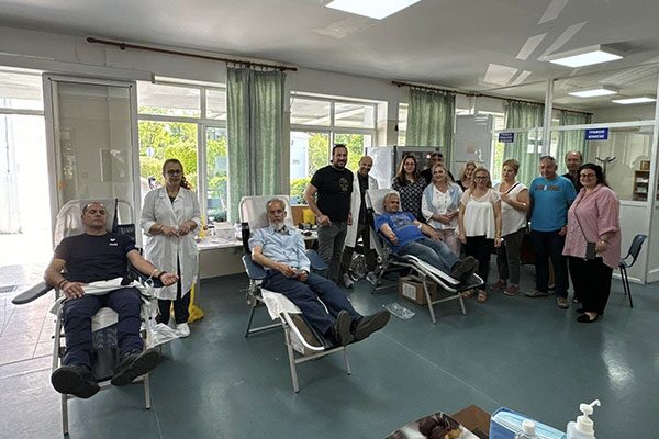 κρεστενααιμοδοσια