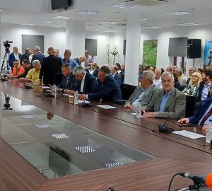 Ν. ΚΟΡΟΒΕΣΗ ΣΕ ΗΜΕΡΙΔΑ ΓΙΑ ΛΕΥΚΤΡΟ ΜΕΓΑΛΟΠΟΛΗ ΑΡΧ. ΟΛΥΜΠΙΑ 3