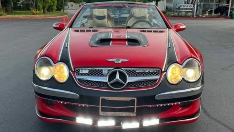 240705134806 kitschy mercedes sl 1 768x432