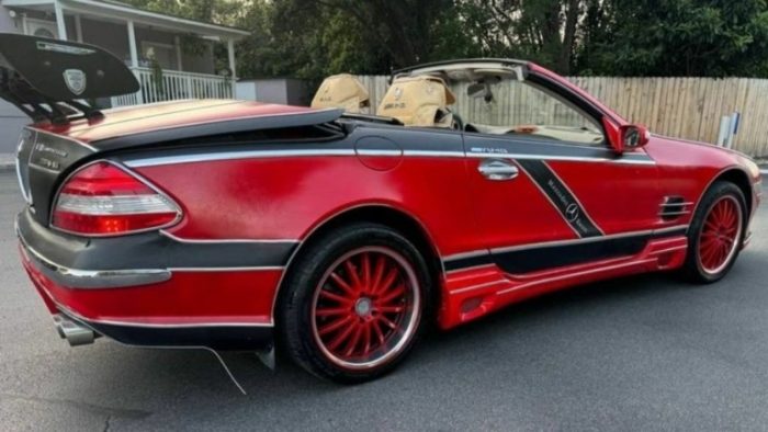 240705134807 kitschy mercedes sl 768x432