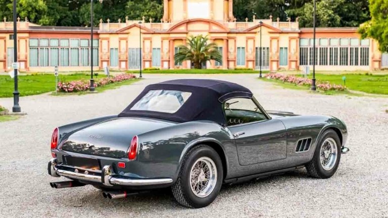 Ferrari 250 GT California Spider 3