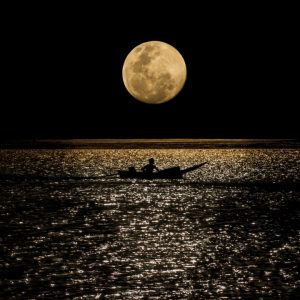 The Full Moon Floats Past The Πανσέληνος