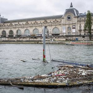 seine river paris pollution