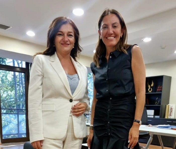 Αυγερινοπούλου kai Κόλλια