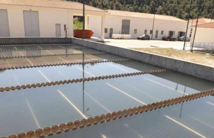 ερυμαντηοσ νερο διλιστιριο