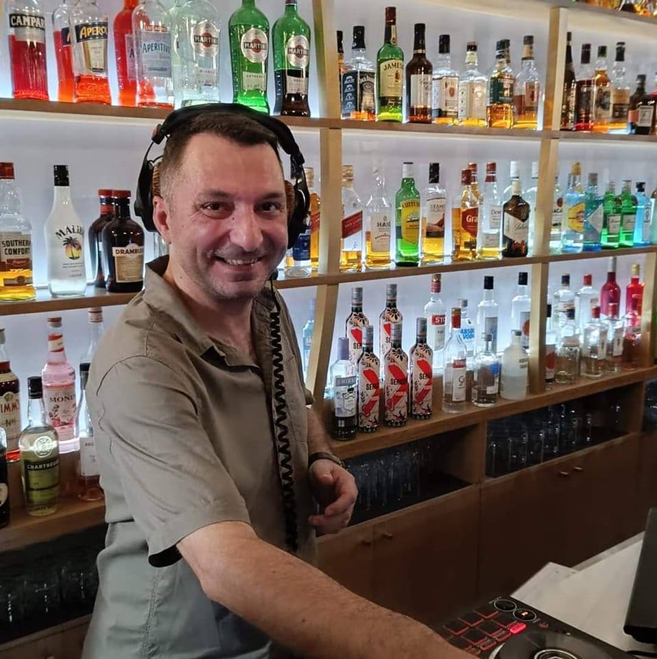 panoskaraxalios dj