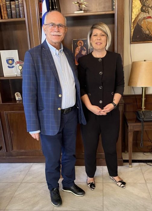 image 47 37 738x1024