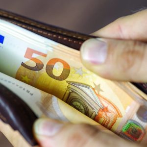 pliromes amoves xrima money