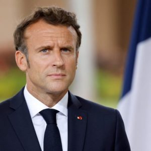 Macron 768x512