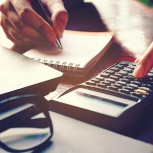 ypoxreoseis logariasmoi ekkremotites fori xreoi