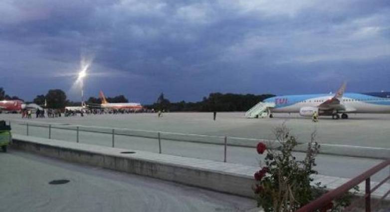 αραχοσ αιρ πορτ αεροδρομιο araxos aerodromio