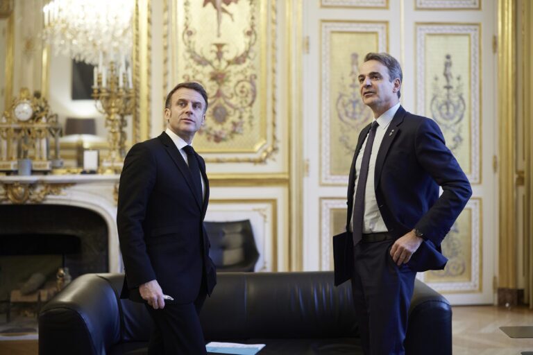 macron mitsotakis