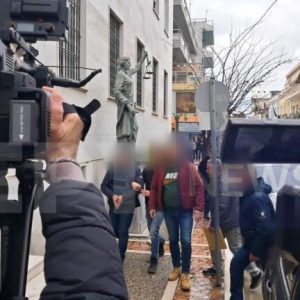 roupaki drastis1 768x432