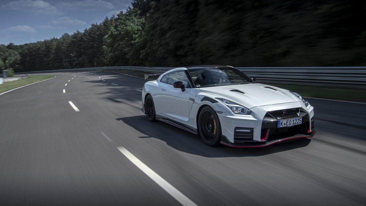 nissan gt r nismo 809