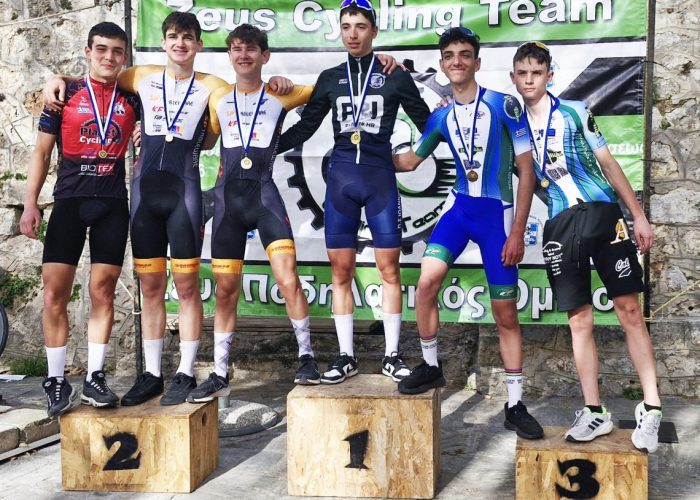 Η εξάδα των νικητών στις απονομές 1140x815