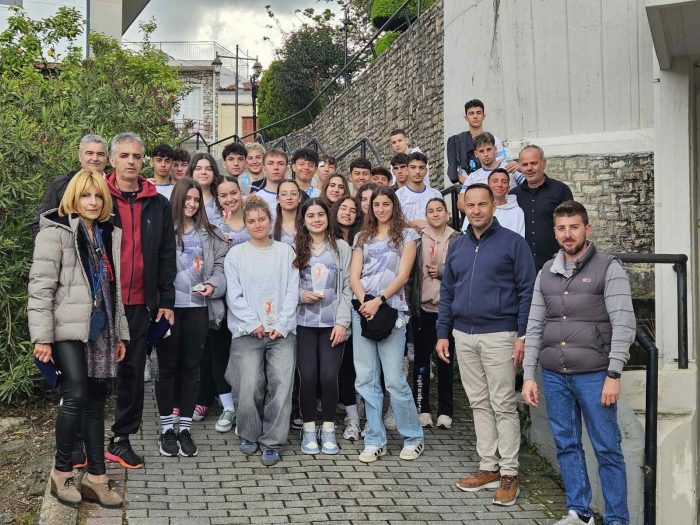 Θερμή Υποδοχή και Βράβευση των Πρωταθλητών του Λυκείου Ζαχάρως
