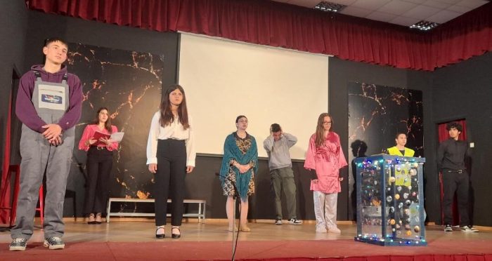 Ποιος σκότωσε τον σκύλο τα μεσάνυχτα