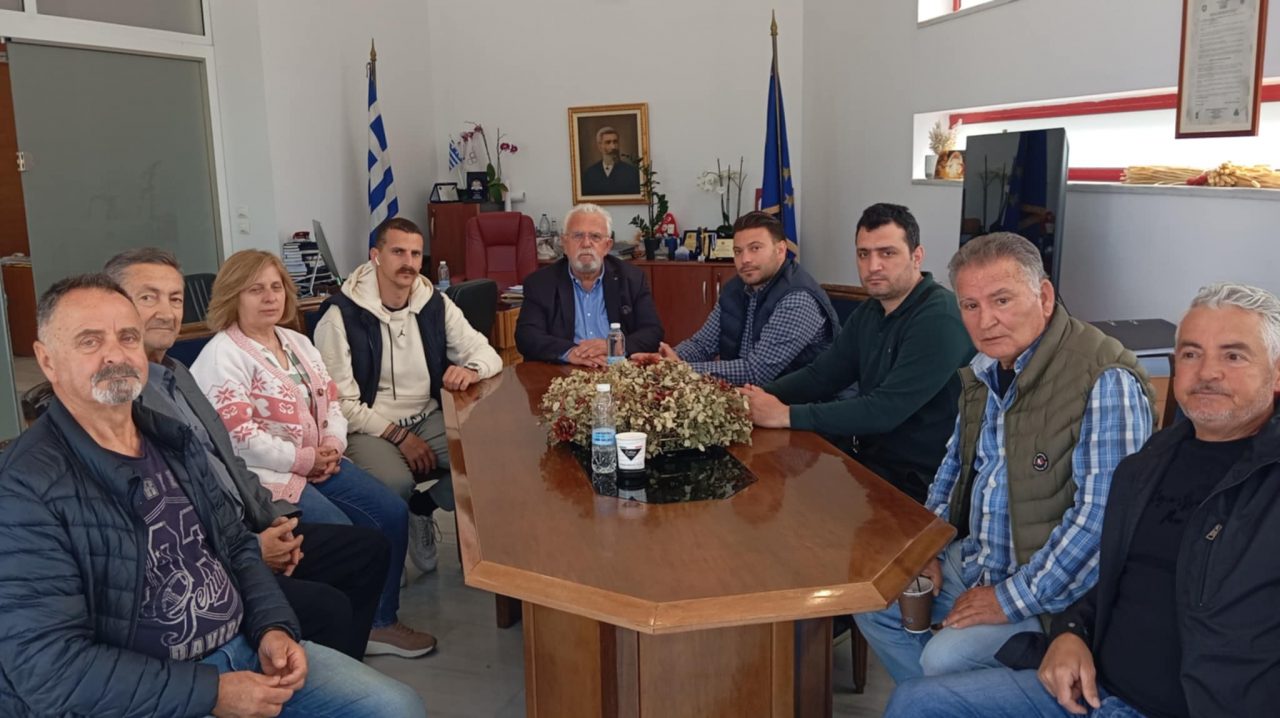 Συνάντηση του Δημάρχου Ήλιδας με τον Πολιτιστικό Σύλλογο Δαφνιώτισσας