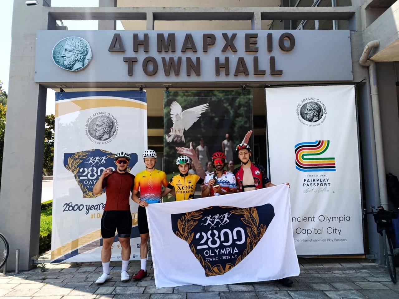 Στην Αρχαία Ολυμπία ο ποδηλάτης Adriano Tegas