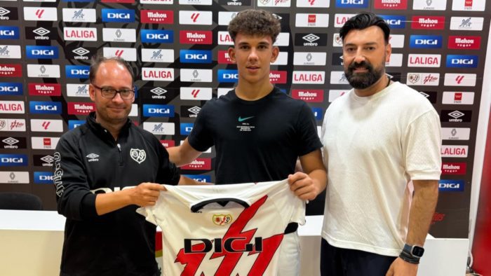 Giorgos Pappas Rayo Vallecano Athens Goalkeepers Academy (1)