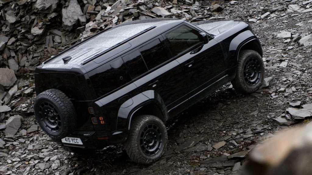 Land Rover Defender Octa Black 1 1024x576
