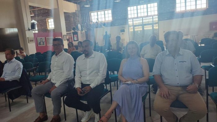 image 10 44 1536x865