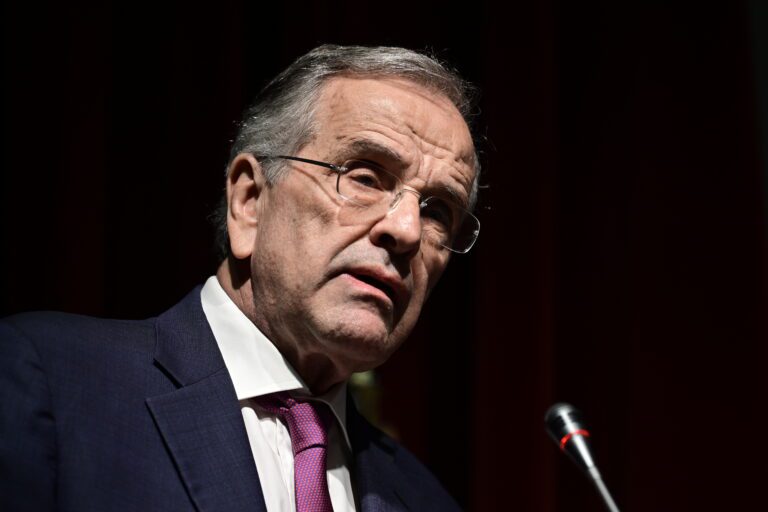 [378604] ΠΑΡΟΥΣΙΑΣΗ ΤΟΥ ΝΕΟΥ ΒΙΒΛΙΟΥ ΤΟΥ ΣΤΑΥΡΟΥ ΛΥΓΕΡΟΥ "ΟΙ ΑΘΕΑΤΕΣ ΟΨΕΙΣ ΤΟΥ ΠΟΛΕΜΟΥ ΣΤΗΝ ΟΥΚΡΑΝΙΑ" (ΜΙΧΑΛΗΣ ΚΑΡΑΓΙΑΝΝΗΣ/EUROKINISSI)