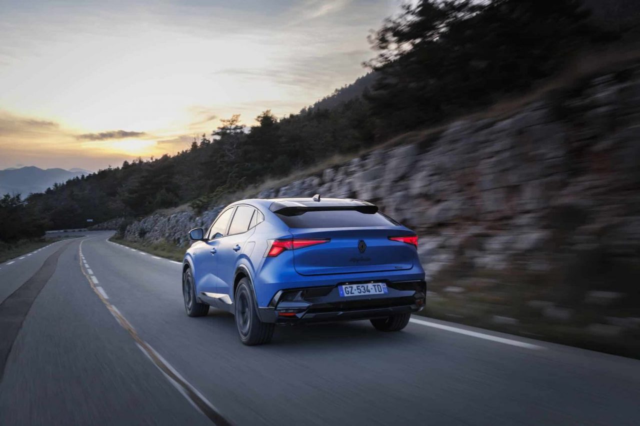 Renault Rafale E Tech 42154 300 hp Atelier Alpine 17 1536x1024