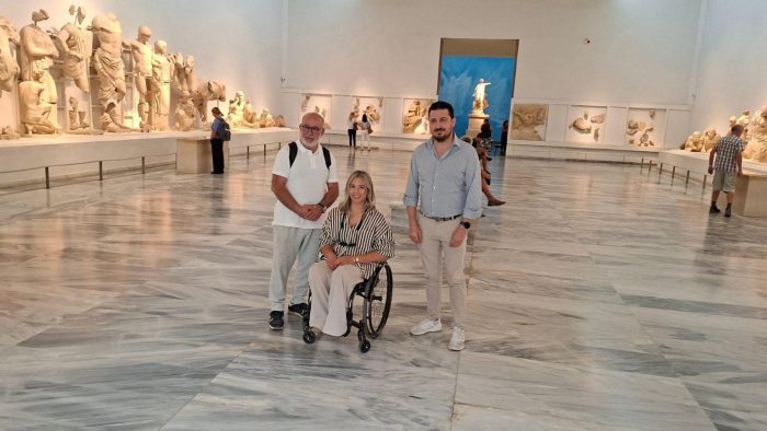 image 53 35 1536x865