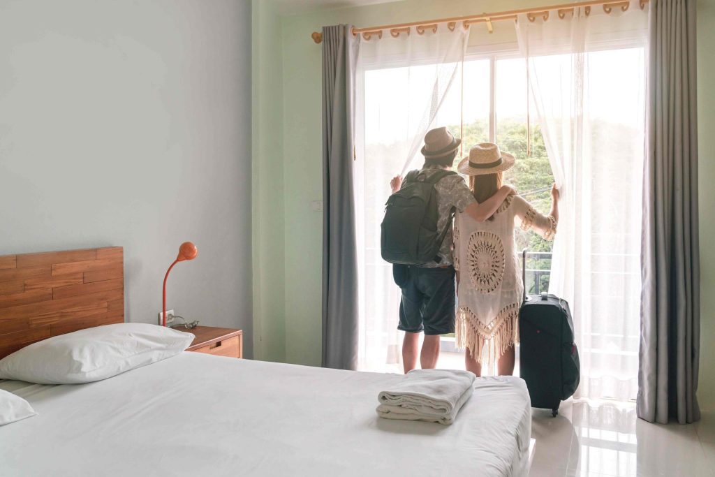 airbnb tourist room to let