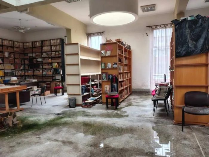 amaliada bibliothiki vivliotj=hiki papaxristopoulios