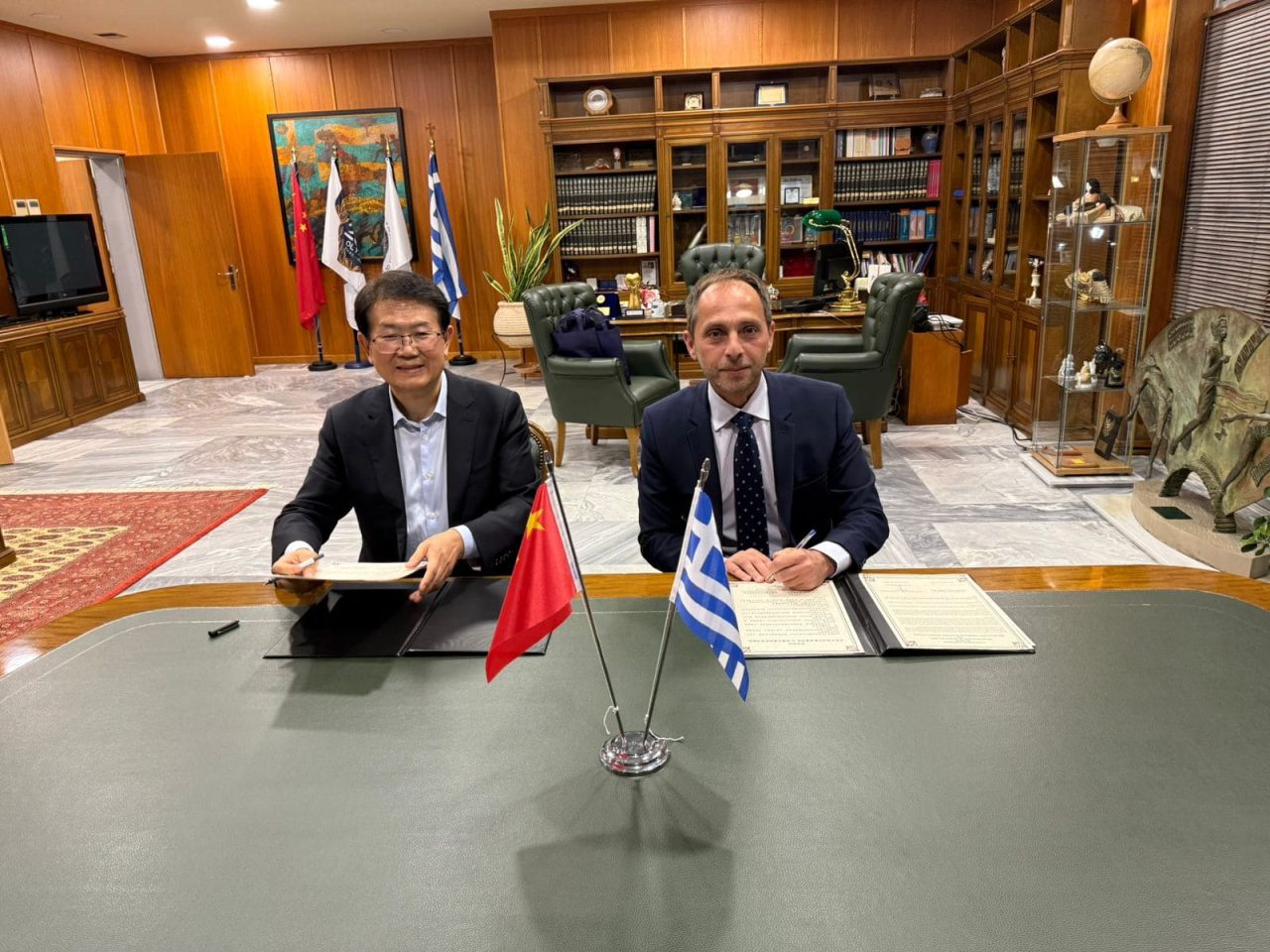 mnimonio synergasias haidian4