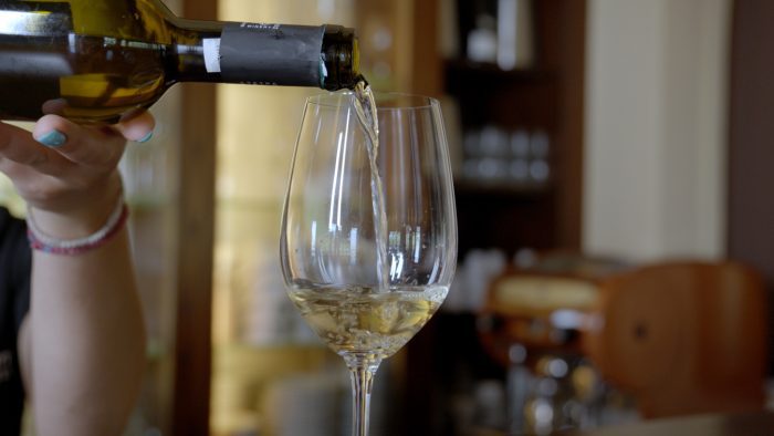 oinos krasi 09 Dyt.Peloponnisos Roditis Wines