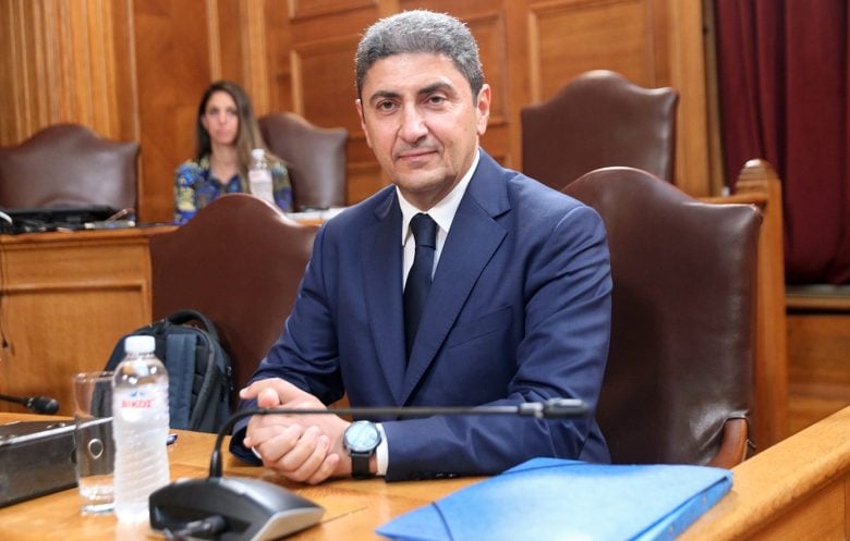 augenakis opekepe1 780x497