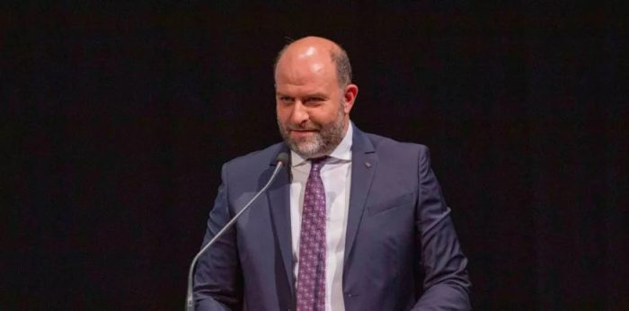 Πρόεδρος ΤΕΕ Δυτ. Ελλάδος Β. Καραχάλιος