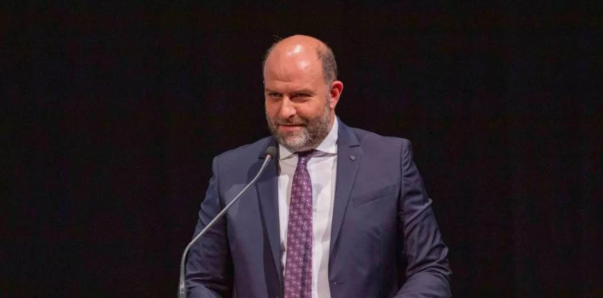 Πρόεδρος ΤΕΕ Δυτ. Ελλάδος Β. Καραχάλιος