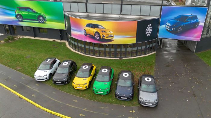 100000 Renault 5 E Tech Electric vehicles produced in Douai 1