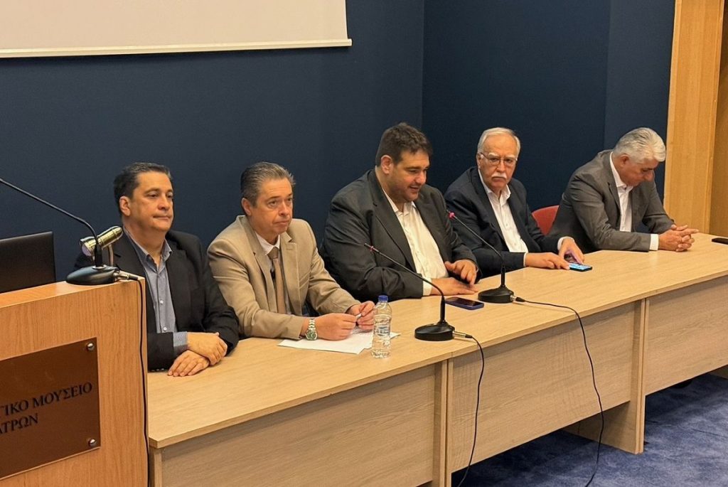 2 DHMARXOI ME LIVANIO