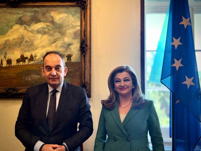 ΕΚΛΟΓΗ ΠΡΟΕΔΡΟΥ ΕΠΙΤΡΟΠΗΣ ΦΩΤΟ