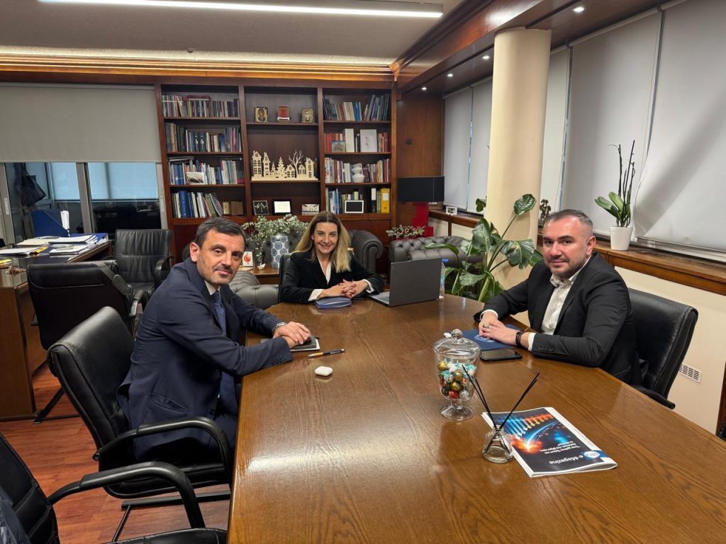 2d29f74f 12b9 47e5 b630 45d0cc544cf0