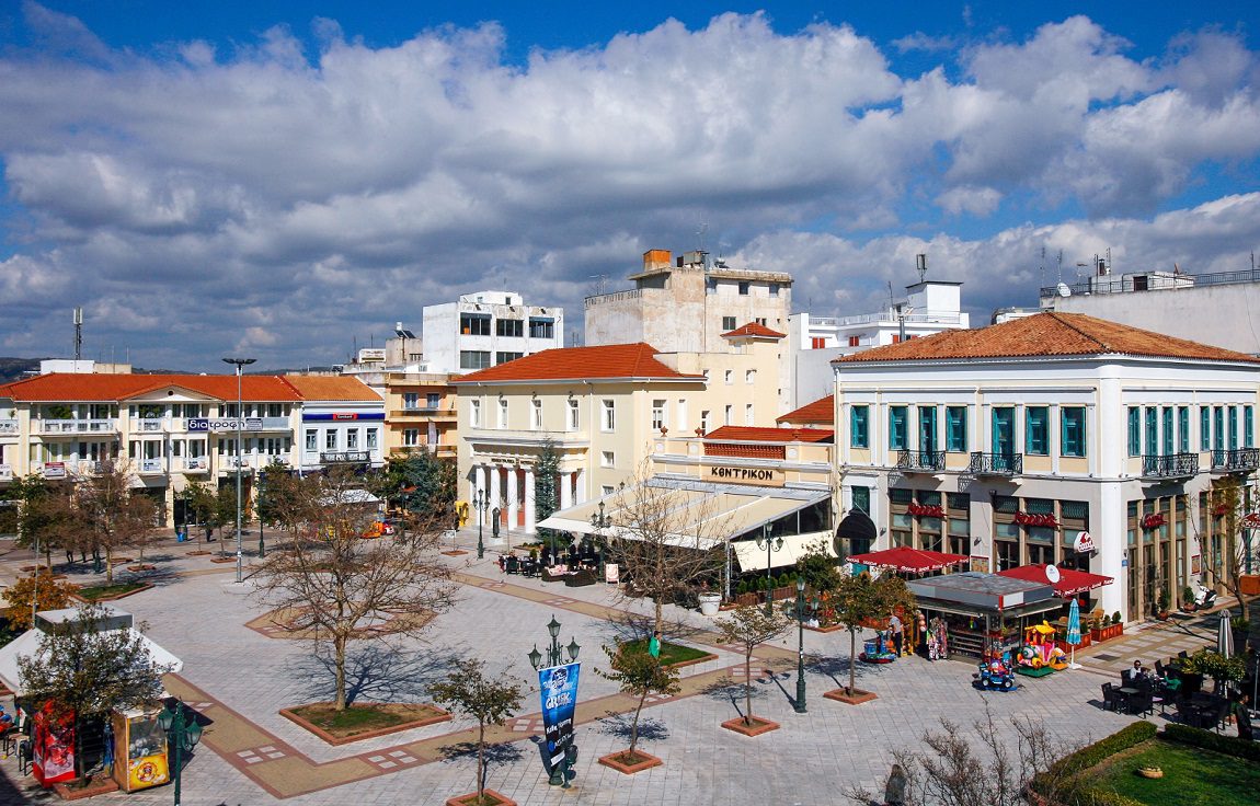 Pyrgos plateia Sakis Karagiorgas