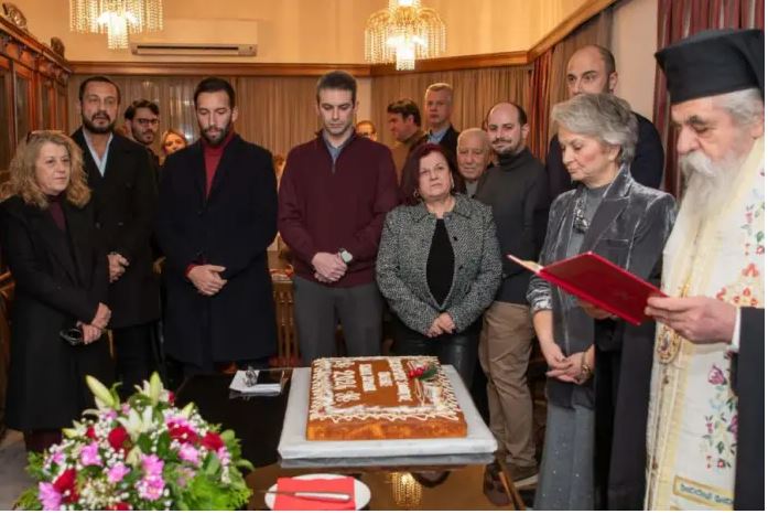 pita dikigorikos syllogos ilias 2