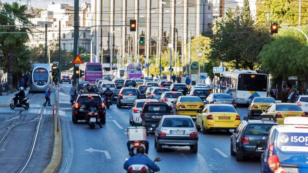 autokinita kinisi dromos athina