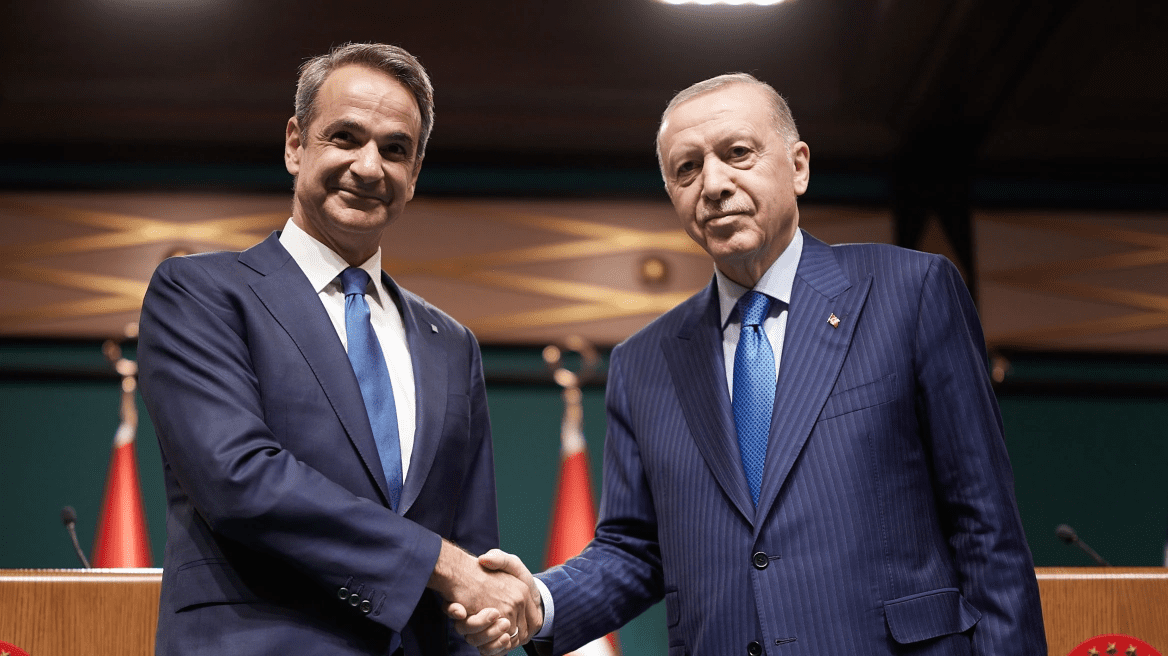 mitsotakis erdogan xeirapsia