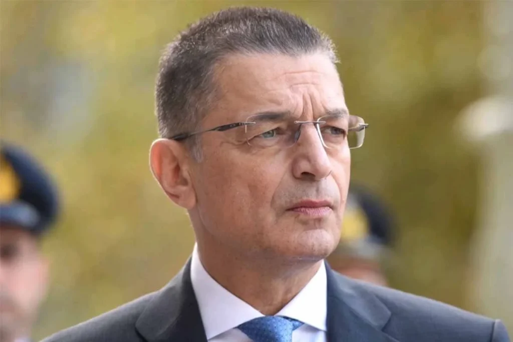 agios spur ekdil 2 stefanis